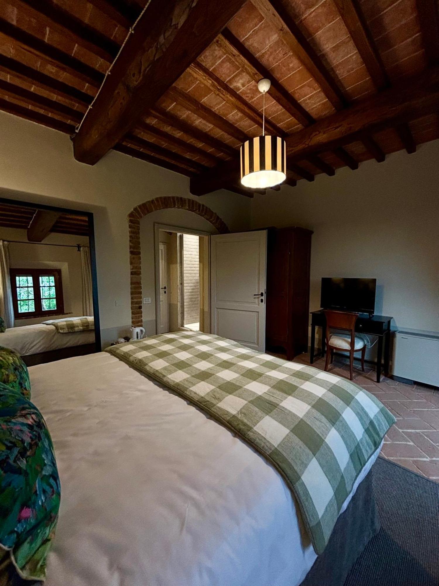 Tenuta Sant'Ilario Gambassi Terme Quarto foto